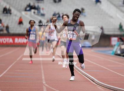 Thumbnail 2 in Penn Relays (4 X 400 Meter) photogallery.