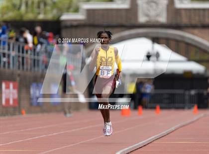 Thumbnail 2 in Penn Relays (4 X 400 Meter) photogallery.