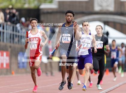 Thumbnail 1 in Penn Relays (4 X 400 Meter) photogallery.