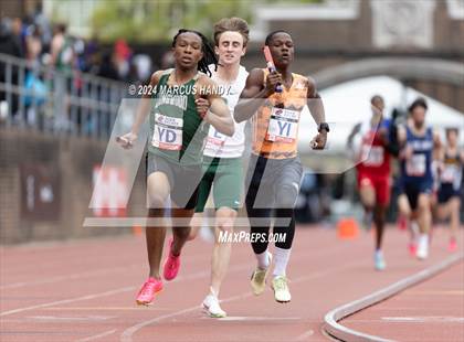 Thumbnail 3 in Penn Relays (4 X 400 Meter) photogallery.