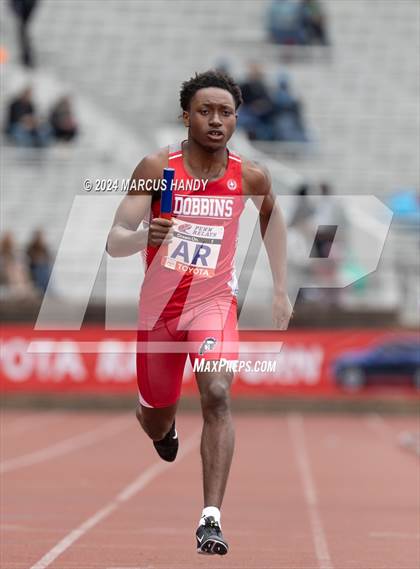 Thumbnail 2 in Penn Relays (4 X 400 Meter) photogallery.