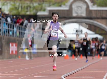 Thumbnail 2 in Penn Relays (4 X 400 Meter) photogallery.