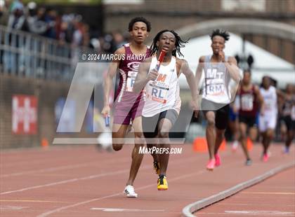 Thumbnail 3 in Penn Relays (4 X 400 Meter) photogallery.
