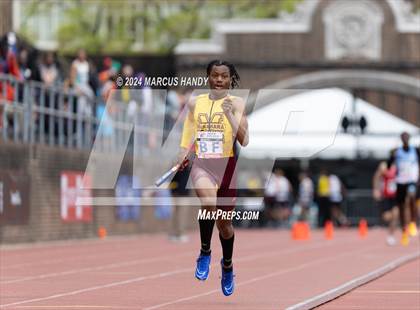 Thumbnail 3 in Penn Relays (4 X 400 Meter) photogallery.