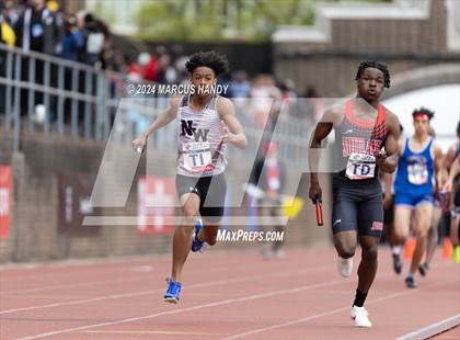 Thumbnail 3 in Penn Relays (4 X 400 Meter) photogallery.