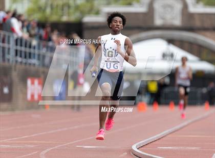 Thumbnail 2 in Penn Relays (4 X 400 Meter) photogallery.