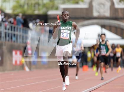 Thumbnail 2 in Penn Relays (4 X 400 Meter) photogallery.