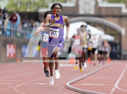 Thumbnail 3 in Penn Relays (4 X 400 Meter) photogallery.