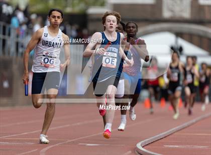 Thumbnail 3 in Penn Relays (4 X 400 Meter) photogallery.