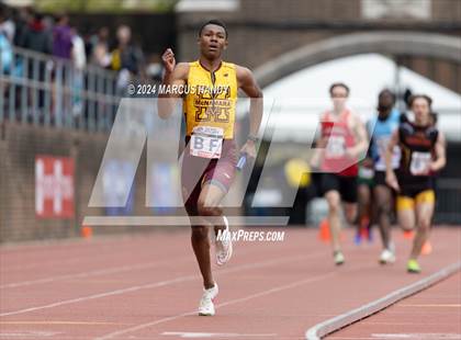 Thumbnail 2 in Penn Relays (4 X 400 Meter) photogallery.