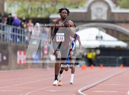 Thumbnail 3 in Penn Relays (4 X 400 Meter) photogallery.