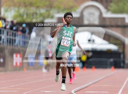Thumbnail 3 in Penn Relays (4 X 400 Meter) photogallery.