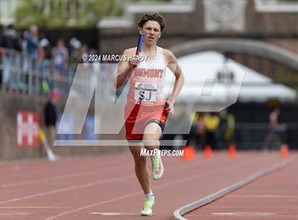 Thumbnail 3 in Penn Relays (4 X 400 Meter) photogallery.