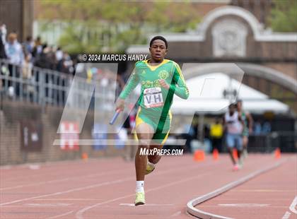 Thumbnail 2 in Penn Relays (4 X 400 Meter) photogallery.