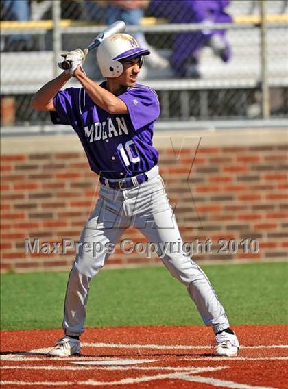 Thumbnail 1 in Midland vs. Sachse (Scotland Yard Classic) photogallery.