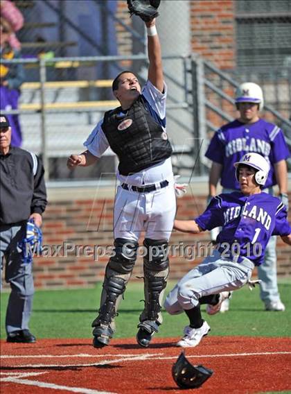 Thumbnail 1 in Midland vs. Sachse (Scotland Yard Classic) photogallery.