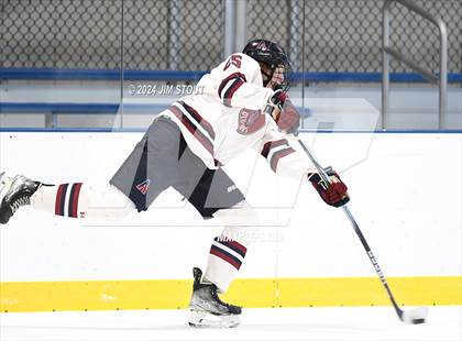 Thumbnail 1 in Avon Old Farms Varsity B @ Kent photogallery.