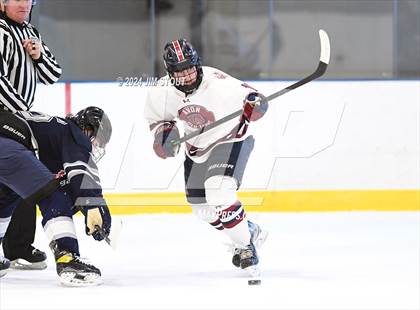 Thumbnail 2 in Avon Old Farms Varsity B @ Kent photogallery.