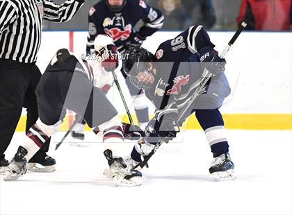 Thumbnail 2 in Avon Old Farms Varsity B @ Kent photogallery.