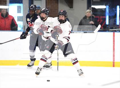 Thumbnail 2 in Avon Old Farms Varsity B @ Kent photogallery.