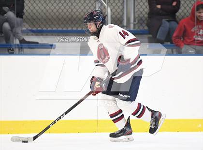 Thumbnail 2 in Avon Old Farms Varsity B @ Kent photogallery.