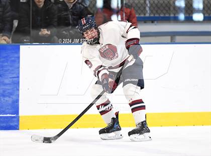 Thumbnail 1 in Avon Old Farms Varsity B @ Kent photogallery.