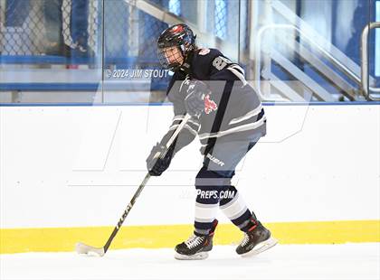 Thumbnail 3 in Avon Old Farms Varsity B @ Kent photogallery.