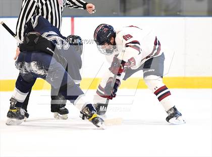Thumbnail 1 in Avon Old Farms Varsity B @ Kent photogallery.