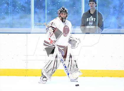 Thumbnail 3 in Avon Old Farms Varsity B @ Kent photogallery.