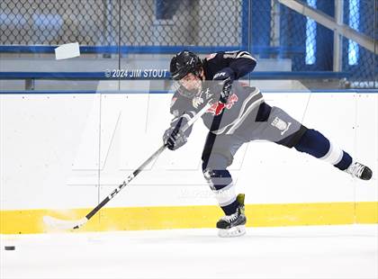Thumbnail 3 in Avon Old Farms Varsity B @ Kent photogallery.