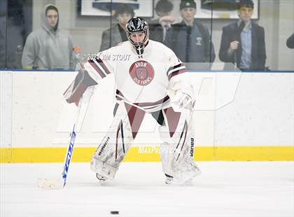 Thumbnail 2 in Avon Old Farms Varsity B @ Kent photogallery.