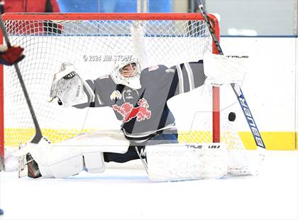 Thumbnail 3 in Avon Old Farms Varsity B @ Kent photogallery.