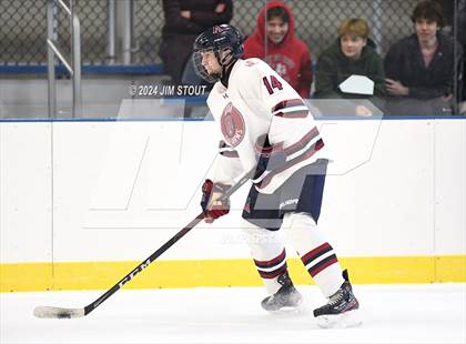 Thumbnail 3 in Avon Old Farms Varsity B @ Kent photogallery.