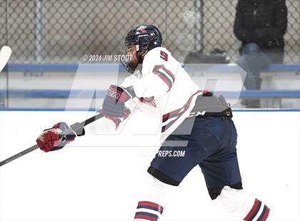Thumbnail 1 in Avon Old Farms Varsity B @ Kent photogallery.