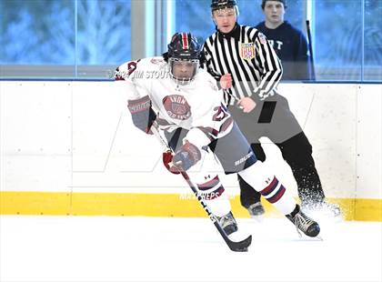 Thumbnail 2 in Avon Old Farms Varsity B @ Kent photogallery.