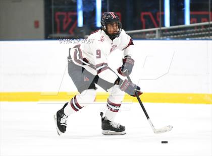 Thumbnail 3 in Avon Old Farms Varsity B @ Kent photogallery.
