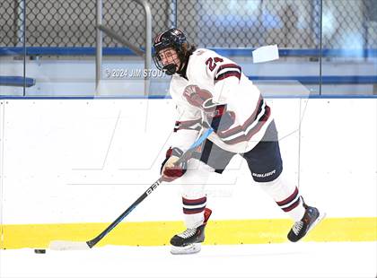 Thumbnail 2 in Avon Old Farms Varsity B @ Kent photogallery.