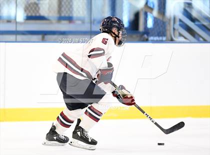 Thumbnail 2 in Avon Old Farms Varsity B @ Kent photogallery.