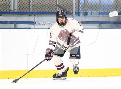 Thumbnail 2 in Avon Old Farms Varsity B @ Kent photogallery.