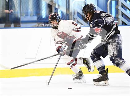Thumbnail 2 in Avon Old Farms Varsity B @ Kent photogallery.