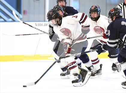 Thumbnail 2 in Avon Old Farms Varsity B @ Kent photogallery.