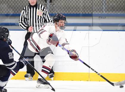 Thumbnail 3 in Avon Old Farms Varsity B @ Kent photogallery.