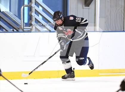 Thumbnail 2 in Avon Old Farms Varsity B @ Kent photogallery.
