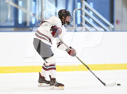 Thumbnail 2 in Avon Old Farms Varsity B @ Kent photogallery.