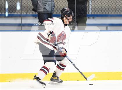 Thumbnail 2 in Avon Old Farms Varsity B @ Kent photogallery.
