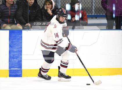 Thumbnail 2 in Avon Old Farms Varsity B @ Kent photogallery.