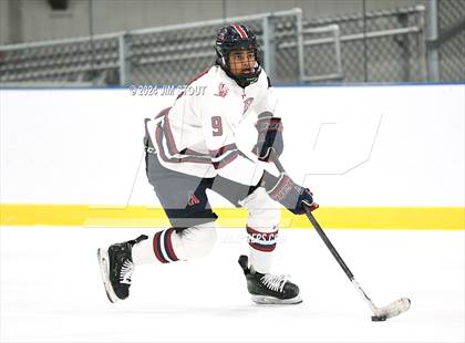Thumbnail 2 in Avon Old Farms Varsity B @ Kent photogallery.
