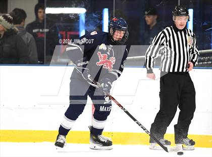 Thumbnail 2 in Avon Old Farms Varsity B @ Kent photogallery.