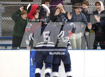 Thumbnail 2 in Avon Old Farms Varsity B @ Kent photogallery.