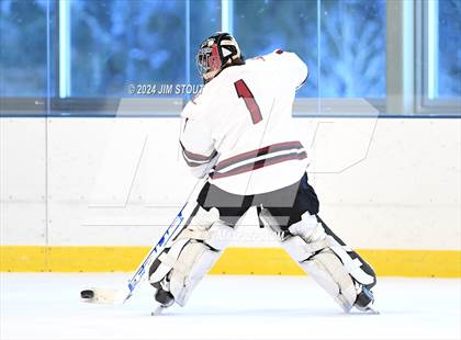 Thumbnail 3 in Avon Old Farms Varsity B @ Kent photogallery.